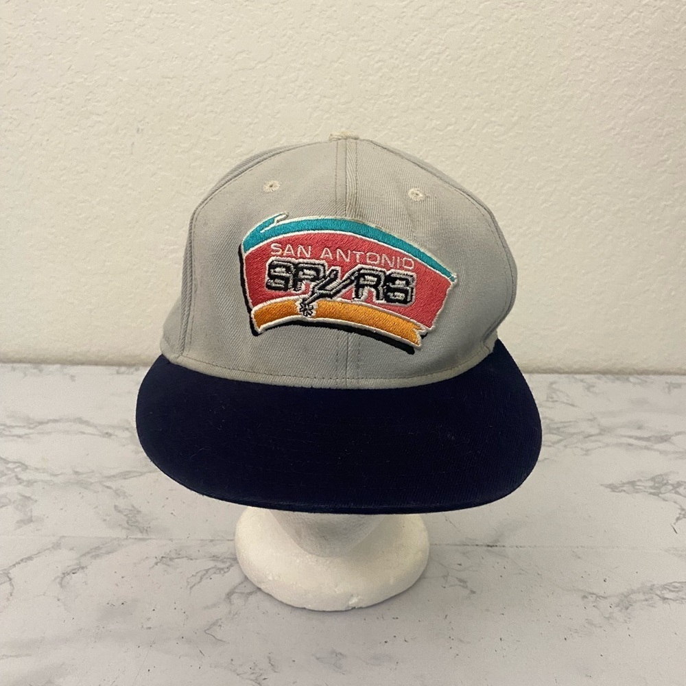 VINTAGE Adidas Nba San Antonio spurs Fitted Hat Mens S/M Basketball Throwback - Picture 1 of 7
